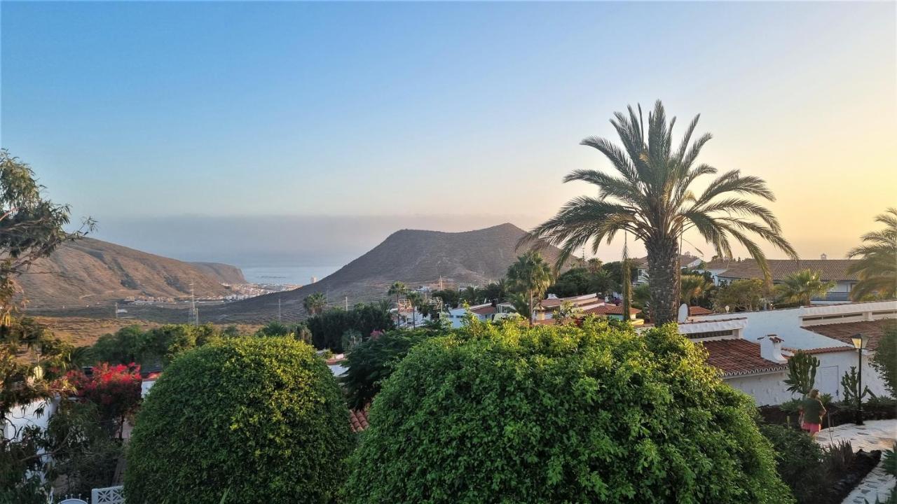 Villa Azure Horizon And Breeze - Panoramic Ocean View And Heated Pool Chayofa Exterior photo